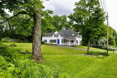 Image de Historic Home w/ Gas Fireplace, Fast WiFi, & Private W/D - Snowbird-Friendly