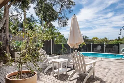 Image de Preston Alfresco Poolside Retreat Rye