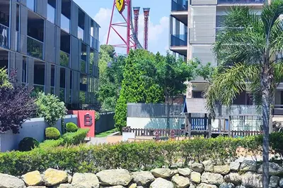 Image de Paradise Village Port Aventuras Next to Port Aventura Ferrari Land and Caribe Park