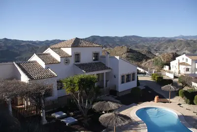 Image de Villa Rosada - luxurious 3 bed/bathroom villa with garden and pool