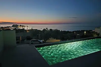 Magnifique T2 Standing Vue Mer Imprenable Piscine CHAUFFÉE
