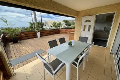 Image de Unique T3 accommodation, 5 minutes from the beach and the port of Saint Gilles Les Bains