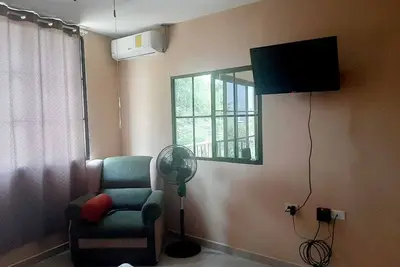 Image de Apartment, 20min from airport, beach!