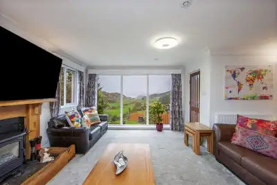 Image de 5 bed detached house. 8 min drive from Oban