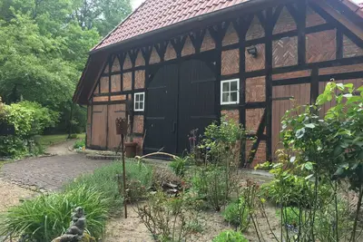 Image de Idyllisches Ferienhaus zwischen Heide und Elbe