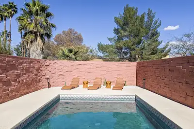 Image de Western Moon - Private Retreat with Pool and Hot Tub