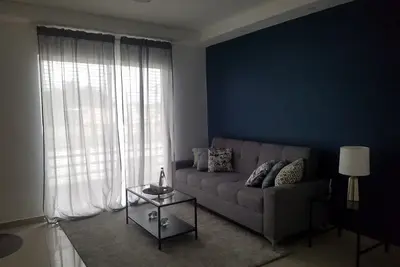 Image de Lovely 2-bedroom apartment with private parking