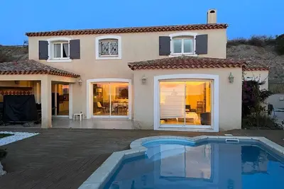 Image de Villa piscine privée avec superbe vue sur l'étang de Leucate 8jbart580