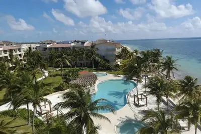 Image de Beautiful private apartment with sea view 15 minutes from the airport