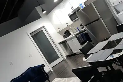 Image de Upscale Loft apartment in downtown Newark Near Nyc