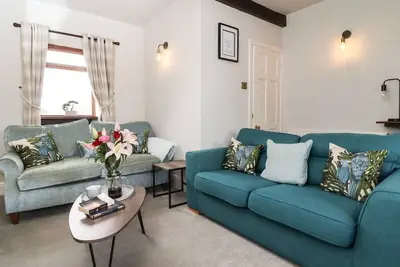 Image de Teddy Bear Cottage, pet friendly, with a garden in Haworth