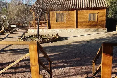Image de wooden cabin in the Sierra del Segura