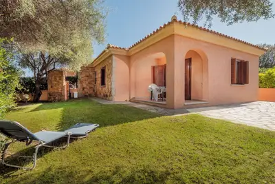 Image de Maison \"Villetta Bifamiliare 3\", avec Wi-Fi, climatisation, terrasse et jardin.