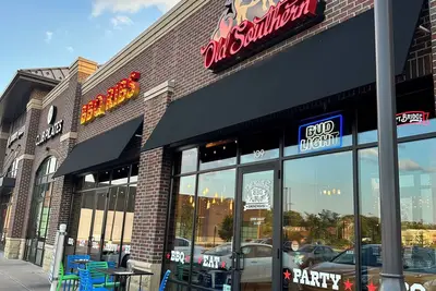 Image de New-20p off-Uptown Love Mpls next to Fun