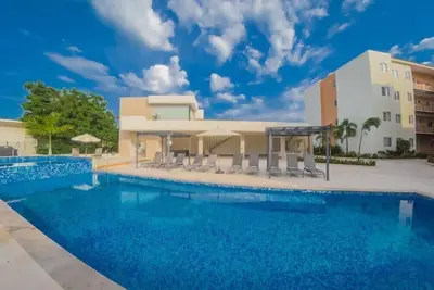 Image de Beautiful 3b/2Ba Spacious Ground Corner Condo!