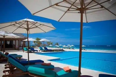 Image de If you want to be close to Hard Rock, Coco Bongo and much more, this is your place!