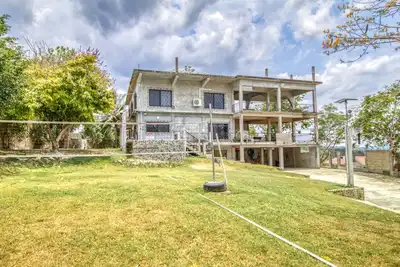 Image de Family Estate with High-Speed WiFi, Private Pool, Basketball, Office, & Patio