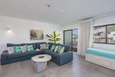 Image de Clube do Monaco Super Spacious 2-bed with Rooftop Views of Ocean and Town