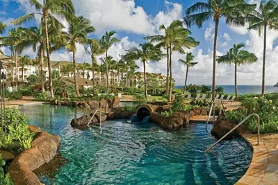 Image de Discover sweeping ocean views from our Kauai villa resort