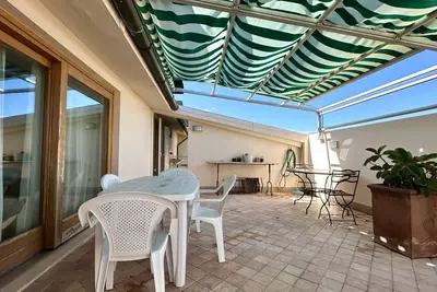 Image de Casa Del Sole Sx - Numana, wonderful two-room apartment in the square