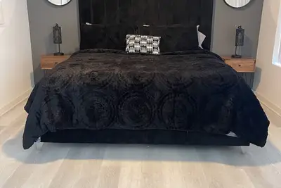 Image de Modern condo in the city. . ten minutes away from Lenox mall and perimeter mall