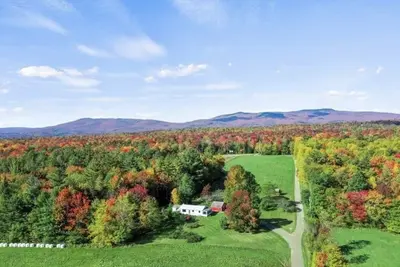 Image de Magical spot w-views -3 Br home - idyllic retreat yet close to everything