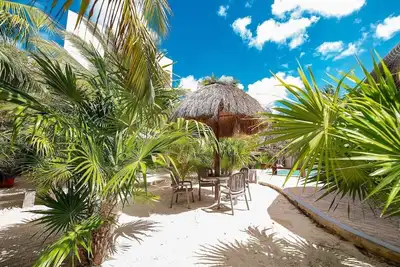 Image de Very chic 3br Condo, tons of amenities, 1 block fr