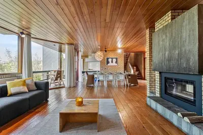 Image de Huswell - Modernist design house with garden near the beach