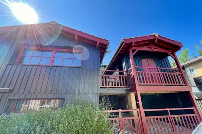 Image de Authentic, modern chalet just 30m from the beach