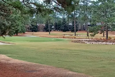 Image de Newly Renovated – 2br, 2ba, Pinehurst #3 and #5, a skip and a hop to Clubhouse