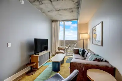 Image de Splendid 16th-floor condo - dog-friendly, pool, WiFi, full kitchen