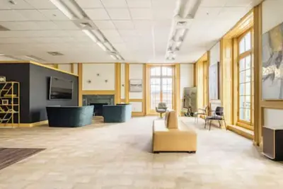 Downtown Loft Meeting Space in Historic Baltimore (No Overnight Stays Allowed)
