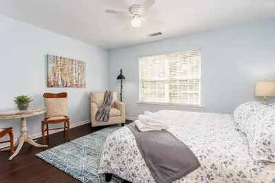 Image de Rustic-Industrial 2/Marta/Good Eats/Sleeps 6