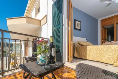 Socorro 39-1 - Cozy apartment with balcony and clear views. Free Wifi.