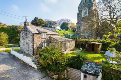 Image de Dingles Cottage, pet friendly, with a garden in Rock