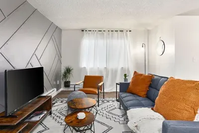 Image de Well Appointed Eastside Tacoma Apartment