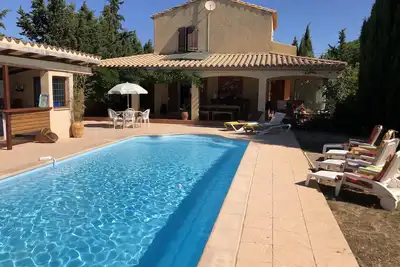 Image de Villa provençale A la campagne à 20 min de la mer