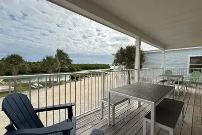 Sunset Pointe at Vaca Cove4 Bed 3 Baths, Saltwater Pool, Jacuzzi, Ocean View with Dock