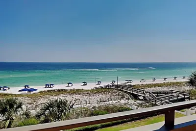 Aegean #332 - Gulf-Front Views, Relaxing Amenities