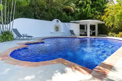 Image de Résidence-Villa-Salle de bain privée séparée-Vue mer