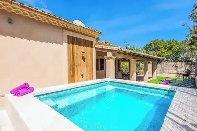 Image de Orell Planas - Trois Chambres Villa, Couchages 6