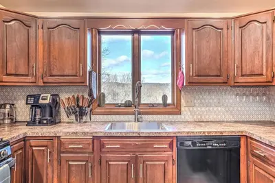 Image de Huge Cabin Epic Appalachian Views + Hot Tub/Sauna+Bar+Game room sleeps 16