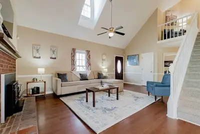 Image de Minutes to Fort Jackson- Stay at the Breeze on Inn