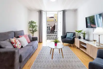 Image de Amazing 1bdr Apartment in Chiado by LovelyStay