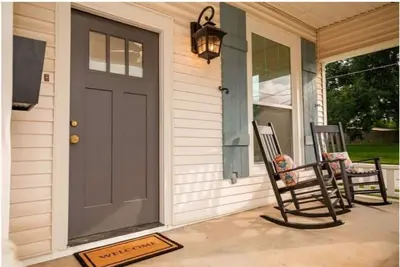 Image de The Cottage on Main