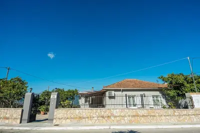 Image de Traditional Village House w/ Garden, Terrace, Bbq Very Close to Facilities