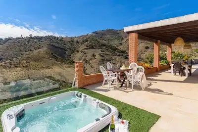 El Refugio de Árchez by Ruralidays