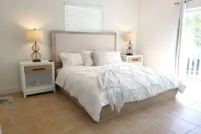 Image de Bimini Dreams, Steps from the Beach, optional Golf Cart rent