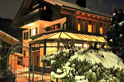 Image de Constance mountain view with winter garden