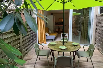 Image de Joli T1 CLIMATISÉ Avec Terrasse EXPOSÉ Au Sud Dans Une Residense Arbore Et Calme